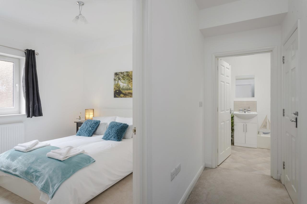 1 Bed Apt Sleeps 4 Luton  Ngoại thất bức ảnh
