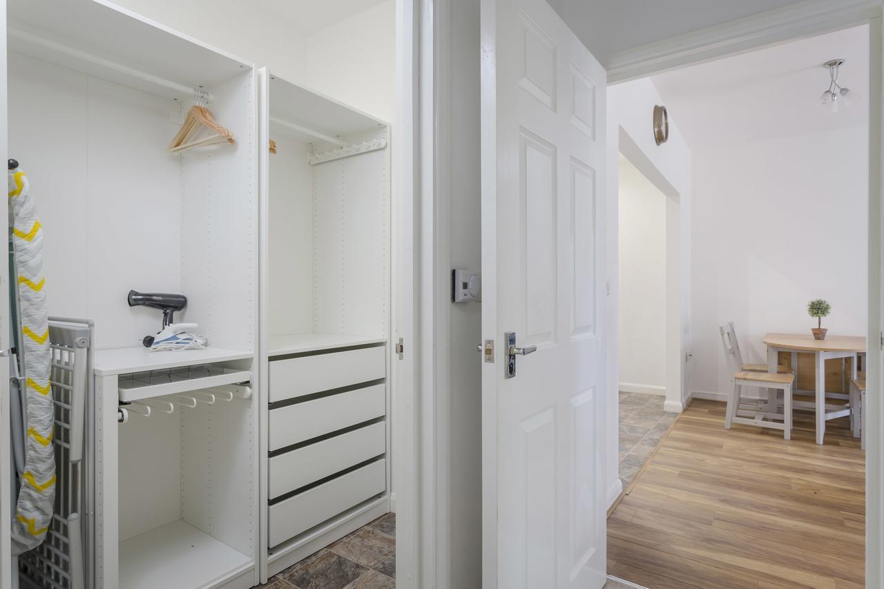 1 Bed Apt Sleeps 4 Luton  Ngoại thất bức ảnh
